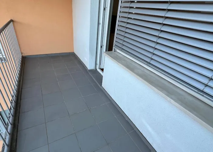 Kolarjeva International House Ljubljana