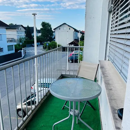 Pensjonat Kolarjeva International House 3*
