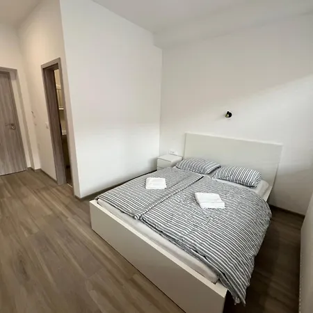 Kolarjeva International House Affittacamere Lubiana
